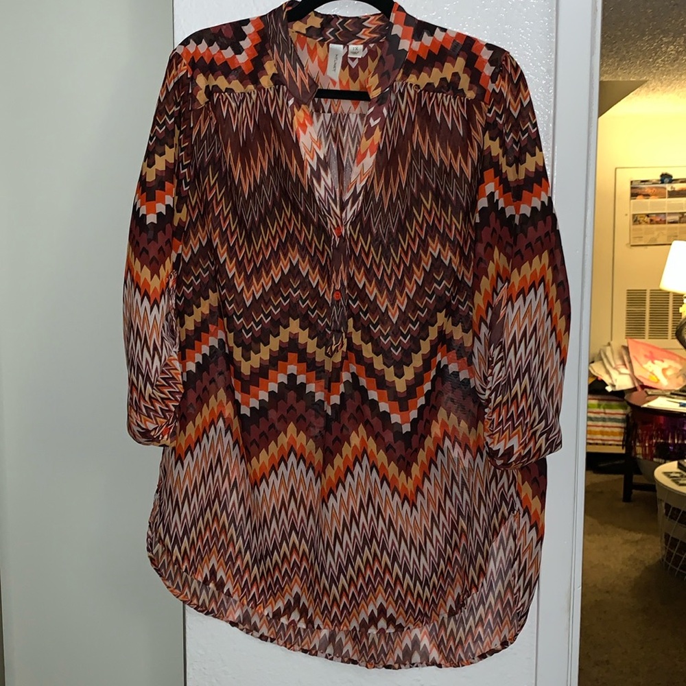 Tacera women’s blouse size 1X - orange brown chevron pattern